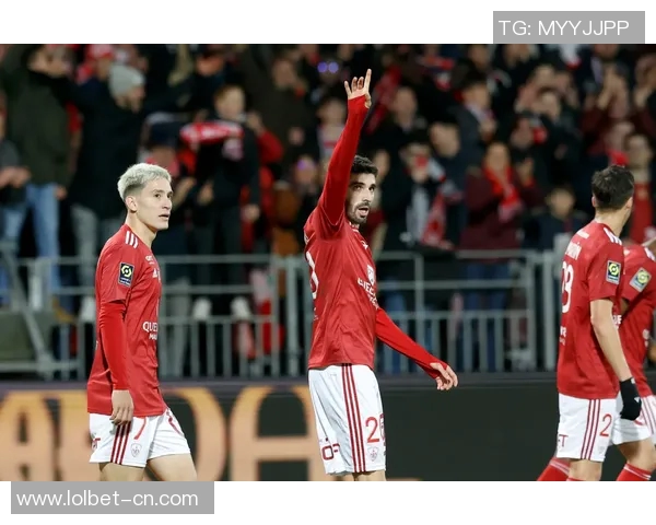 国王杯激战皇马3-0拜仁晋级点球大战引发转会传闻热潮 国王杯激战皇马3-0拜仁晋级点球大战引发转会传闻热潮