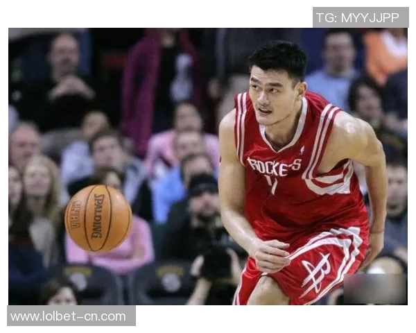 姚明独特射球动作解析与技巧分享助你提升篮球水平