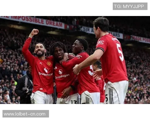 英超经典对决曼联逆袭曼城点球大战引发全场狂欢 英超经典对决曼联逆袭曼城点球大战引发全场狂欢