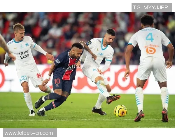 西甲精彩对决巴黎圣日耳曼轻取那不勒斯全场数据分析