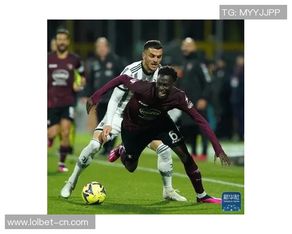 意甲精彩对决尤文图斯3-0战胜拜仁补时进球点燃全场激情 意甲精彩对决尤文图斯3-0战胜拜仁补时进球点燃全场激情