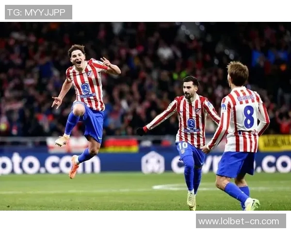 中超精彩对决巴萨与本菲卡战成平局神扑瞬间引发全场热烈反响 中超精彩对决巴萨与本菲卡战成平局神扑瞬间引发全场热烈反响