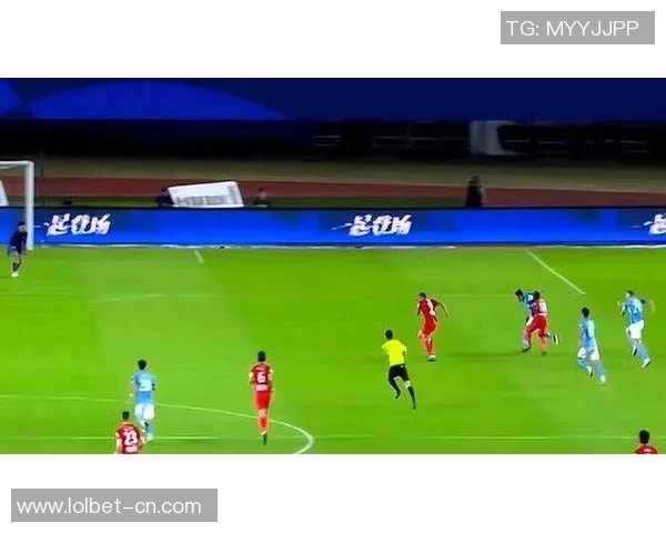 中超激战巴萨逆转切尔西绝杀引发争议判罚全场沸腾